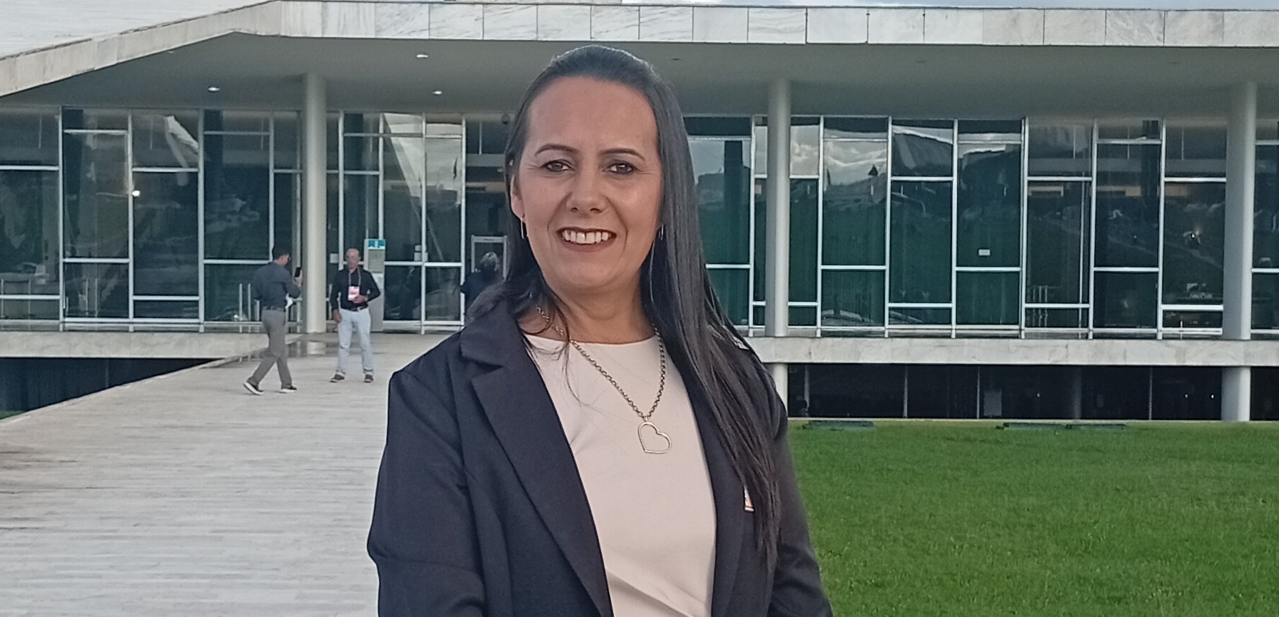 Vereadora Meire Leite destina R$ 50 mil em emendas para Saúde, Hospital e Educação em 2026